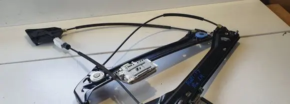 Audi TT TTS RS Mk3 8S Front door electric window regulator 