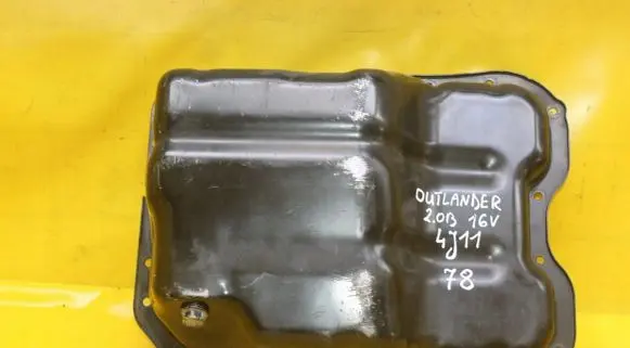 Mitsubishi Outlander Oil sump 4J11