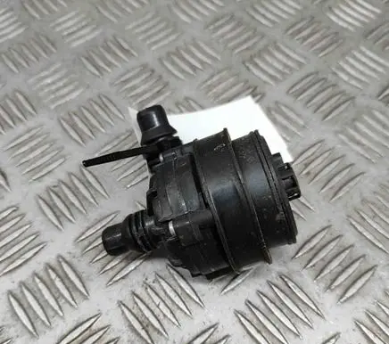BMW i3 Electric auxiliary coolant/water pump 6834917