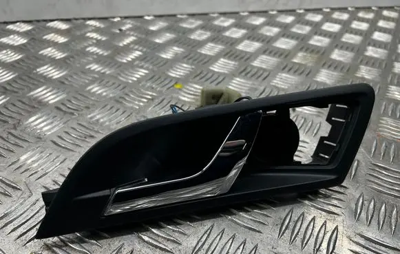 Skoda Superb B6 (3T) Front door interior handle 3T0837247 13196810 5J0035411B
