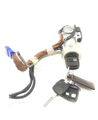 Subaru Forester SG Ignition lock 88215SA000 X1T26171