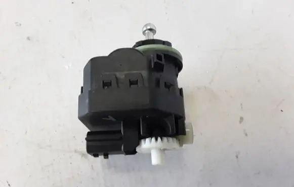Renault Kadjar Headlight level adjustment motor 260562319R