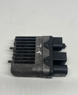 Volkswagen Transporter - Caravelle T5 Coolant fan relay 7H0919506A 7H0919506