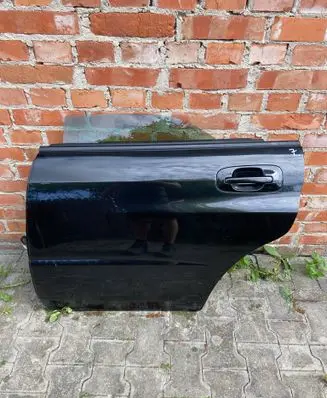 Subaru Impreza II Rear door 