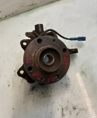 Peugeot 207 Front wheel hub spindle knuckle 213231