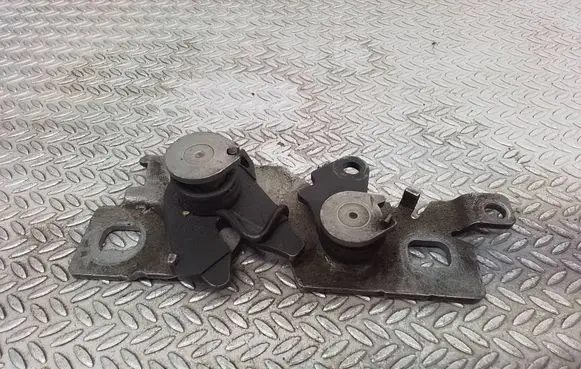 Toyota Proace Engine bonnet/hood lock/catch SU001A4256