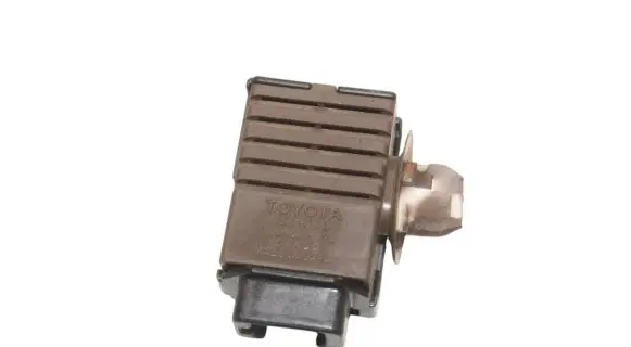 Toyota Prius (XW50) Horn buzzer relay 8934348010 0689005170