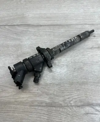 Ford C-MAX I Fuel injector 0445110188