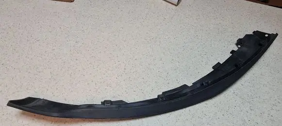 Opel Astra J Front bumper lip 13264555