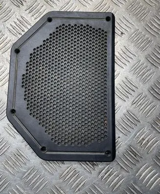BMW 3 E90 E91 Subwoofer grill/trim 4913631819