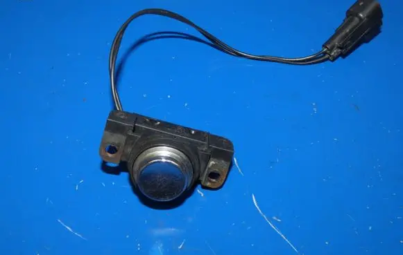 Jaguar XJ X351 Tailgate opening switch 