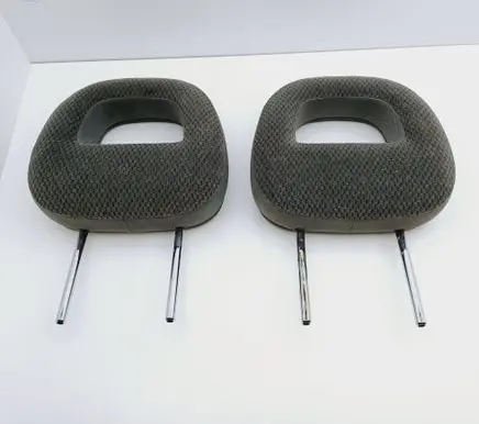 Chrysler Voyager Rear seat headrest 