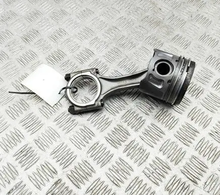 Ford Kuga I Piston 