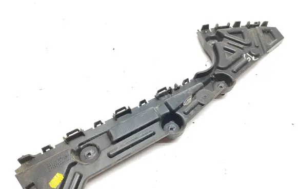 Nissan NV300 Rear bumper mounting bracket 852259463R 93867940 TD20