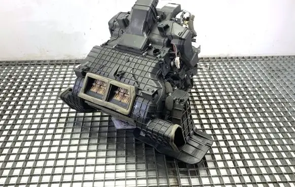 Nissan Pulsar Heater blower radiator 