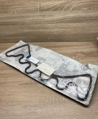 Mercedes-Benz 200 300 W123 Rocker cam cover A6170160180