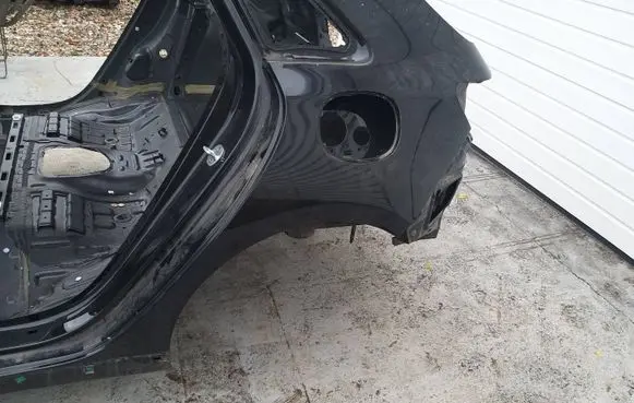 Rear quarter panel