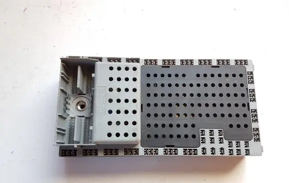 Volvo V70 Comfort/convenience module 08688513 08696035