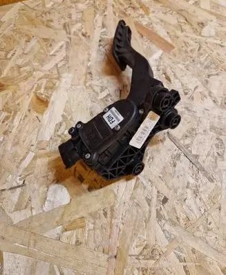 KIA Ceed Accelerator throttle pedal 32700XXXXX