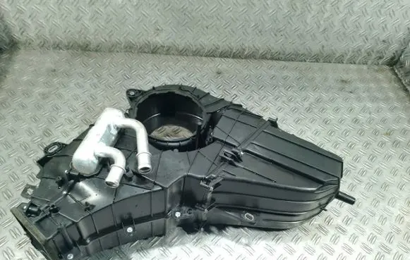 Audi Q7 4L Interior heater climate box assembly 4L0820004E