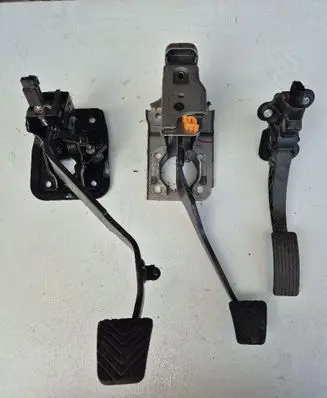 Mitsubishi ASX Pedal assembly 1906261440