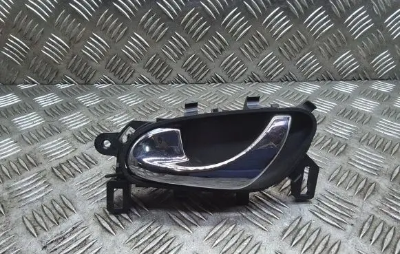 Nissan Qashqai Front door interior handle 806714EA0A