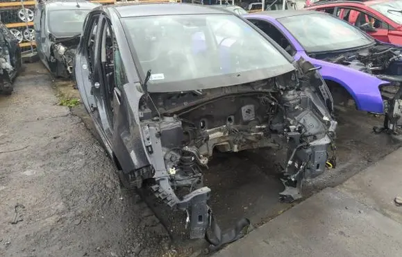 Front quarter panel