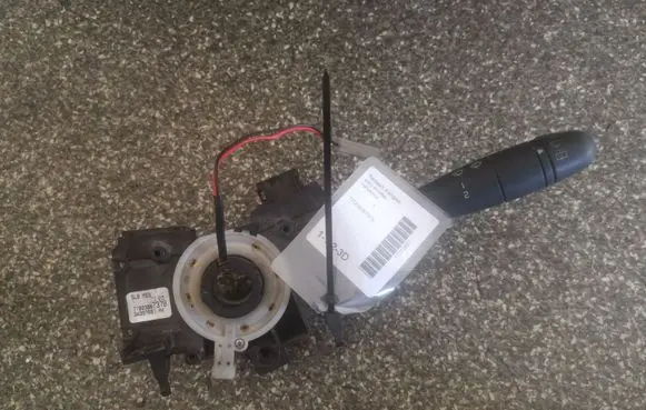 Renault Kangoo I Wiper control stalk 7700308737B