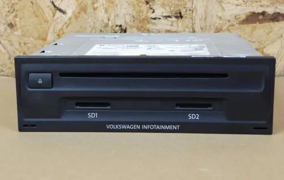 Volkswagen Golf VII Navigation unit CD/DVD player 3Q0035864B