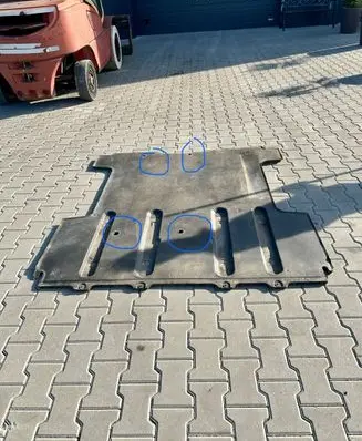 Opel Vivaro Rear floor carpet liner 749067370R 93454445