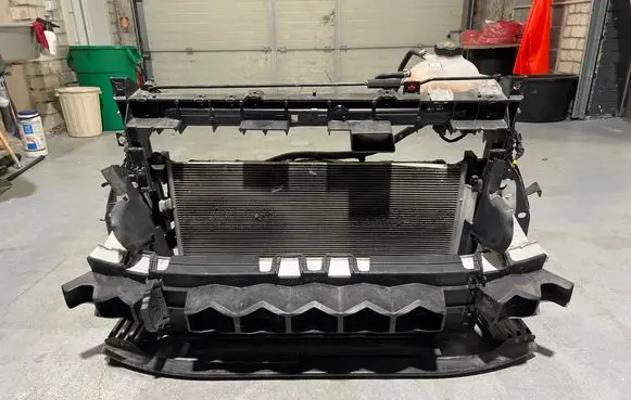 Jeep Renegade Radiator set 51152318 52161165