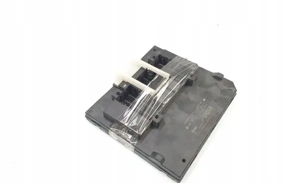 Skoda Octavia Mk3 (5E) Central body control module 5Q0937084AG