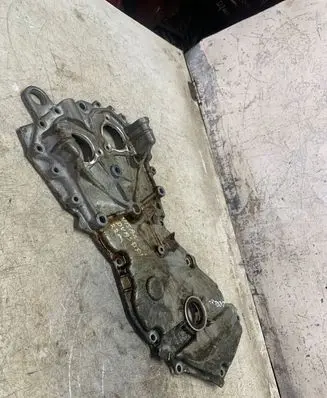 Nissan Qashqai J12 Timing chain cover 