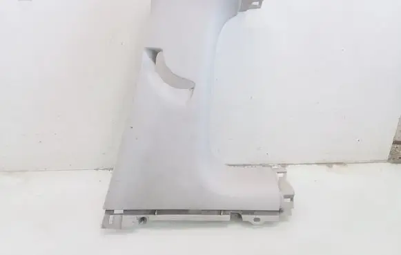 Peugeot 107 (B) pillar trim (top) 624110H030