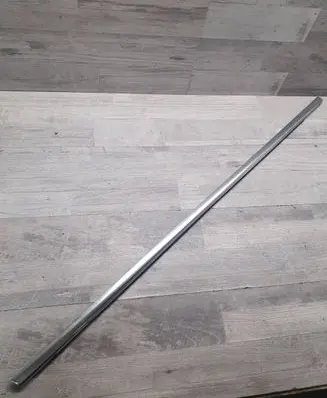 Seat Alhambra (Mk2) Front door glass trim molding 7N0837478D