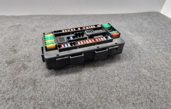 BMW 1 F20 F21 Fuse box set 9389068