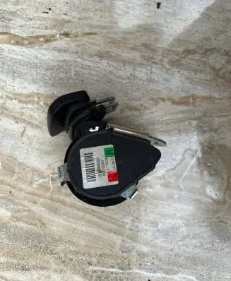 Audi Q7 4L Third row seat belt 4L0857811