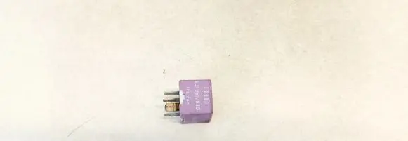 Volkswagen PASSAT B5.5 Other relay 431951253g 899516000381