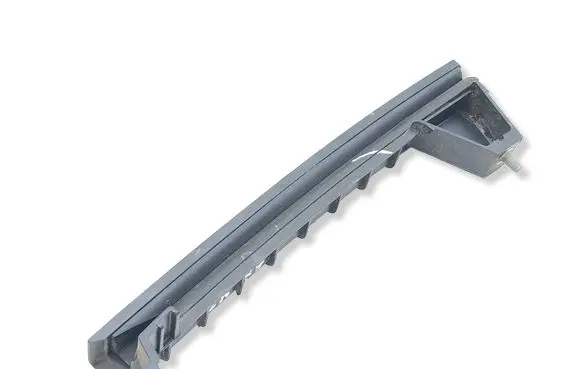Chevrolet Trax Rear door window/glass frame 42615087