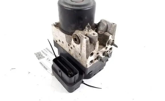 Toyota RAV 4 (XA30) ABS Pump 44540-42100