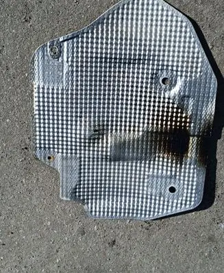 Audi Q7 4L Exhaust heat shield 7L6825615