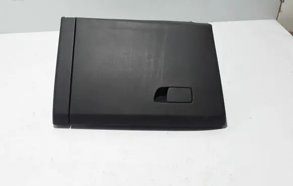 Renault Arkana Glove box 685007841R