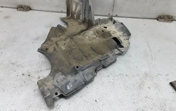 Engine splash shield/under tray