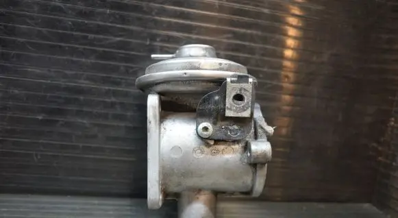BMW 5 E60 E61 EGR valve 7791480