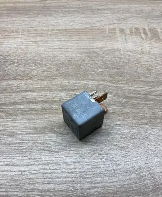 Volkswagen Golf IV Other relay 191906383C 22204004 167