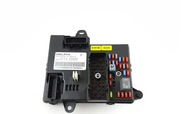 Chevrolet Corvette Fuse module 20934684 28256676