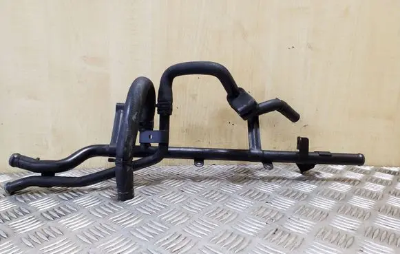 Volkswagen Touareg I Engine coolant pipe/hose 7L6121065C