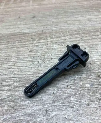 BMW 3 E90 E91 Interior temperature sensor 9116269