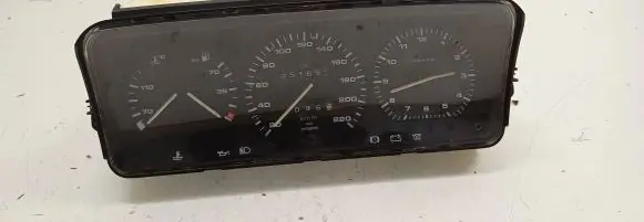 Volkswagen PASSAT B3 Speedometer (instrument cluster) 701919059AD E11065424