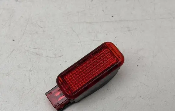 Skoda Octavia Mk3 (5E) Front door interior light 6Y0947411